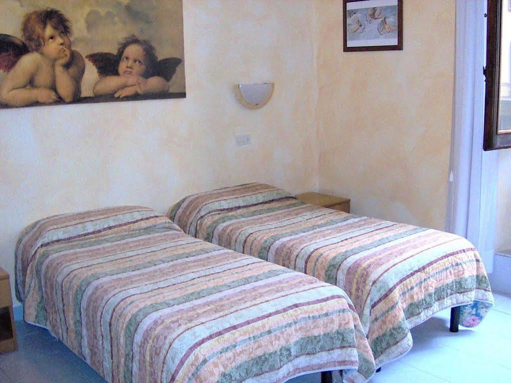 Hotel Brooklyn - Ex Hotel Lombardi Firenze Eksteriør billede